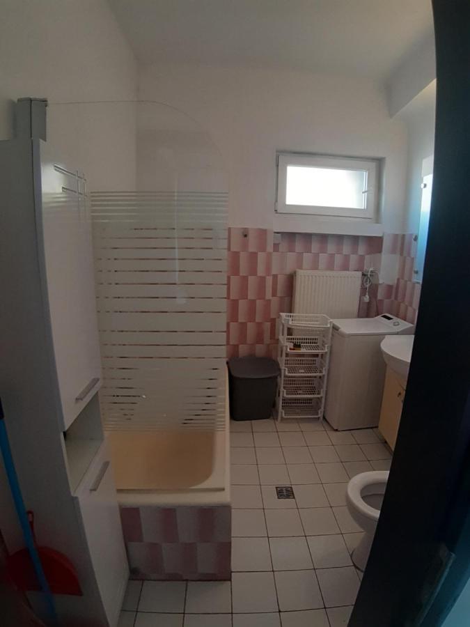 Best Apartament In Center Apartment Bucharest Bilik gambar